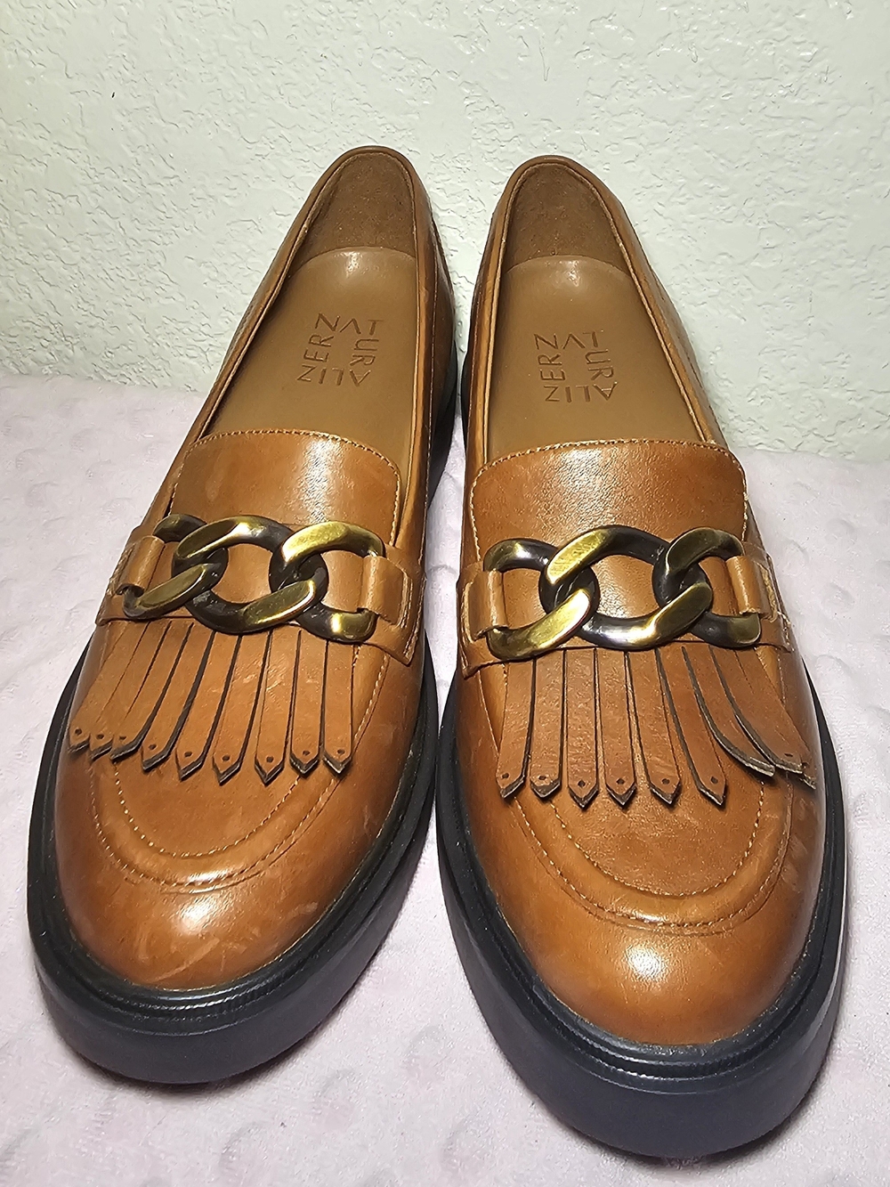 NWOB Naturalizer Paris Fringe Chain Loafers Cider Spice Brown Leather - Size 6